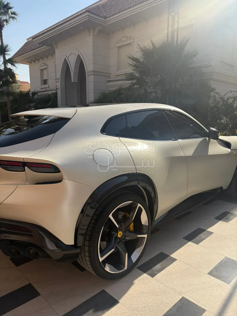 2024 فيراري بوروسانجوي