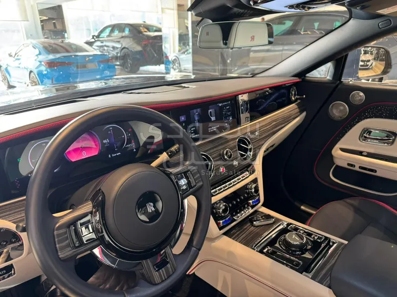 2024 رولز رويس سبيكتر