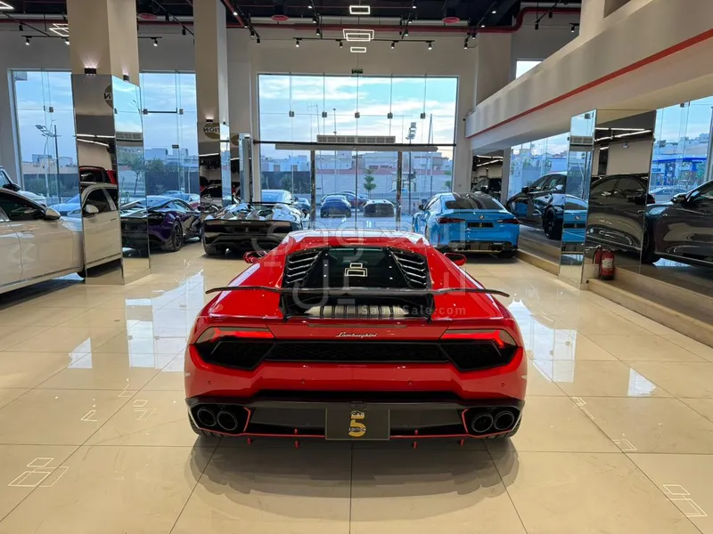 2016 لمبرجيني هوراكان