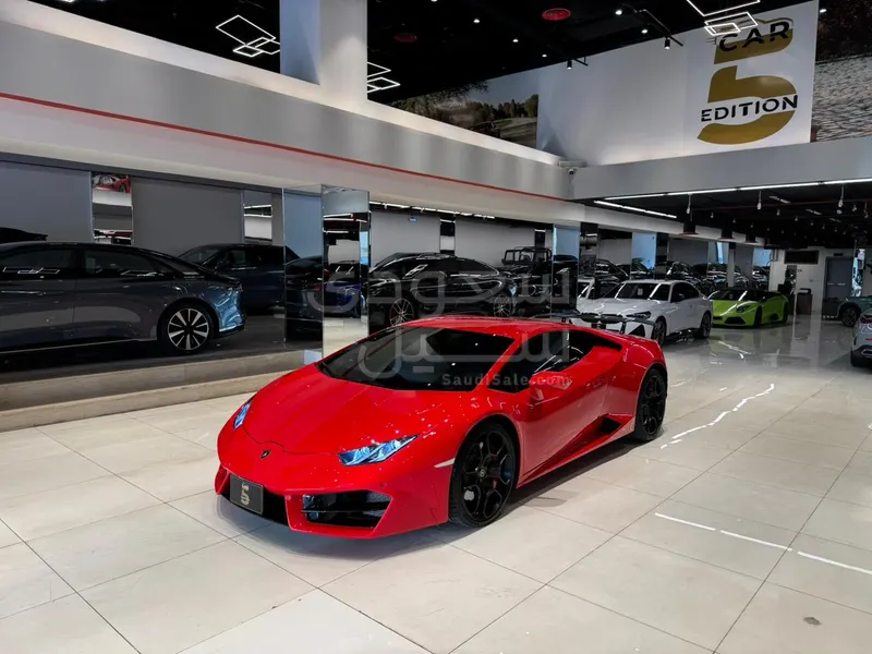 2016 لمبرجيني هوراكان