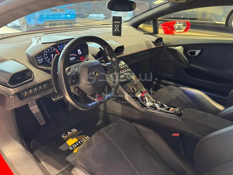 2016 لمبرجيني هوراكان