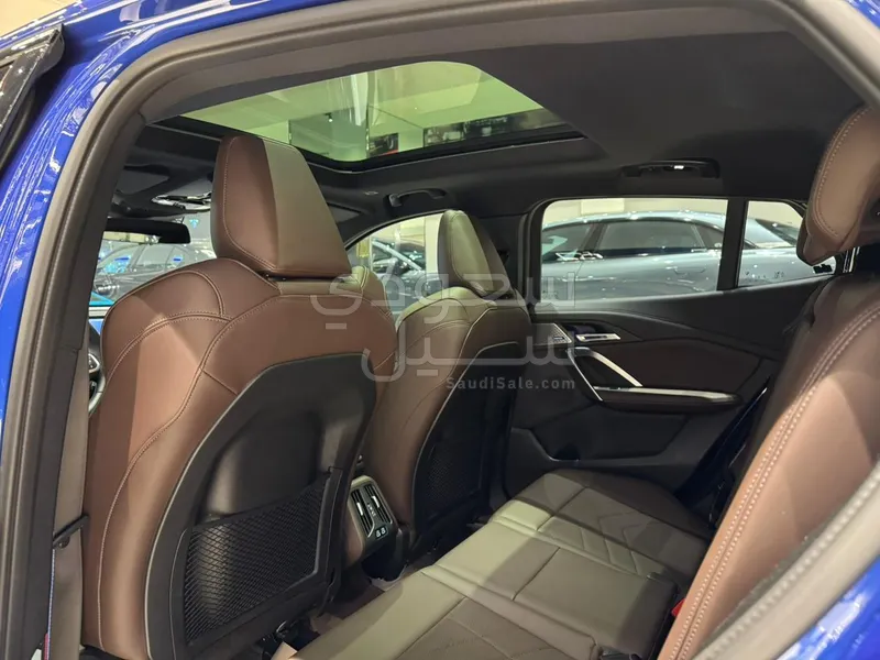 2025 بي ام دبليو الفئة اكس 2