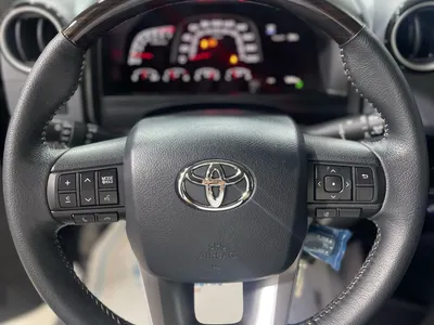 2025 تويوتا لاند كروزر ربع ال اكس