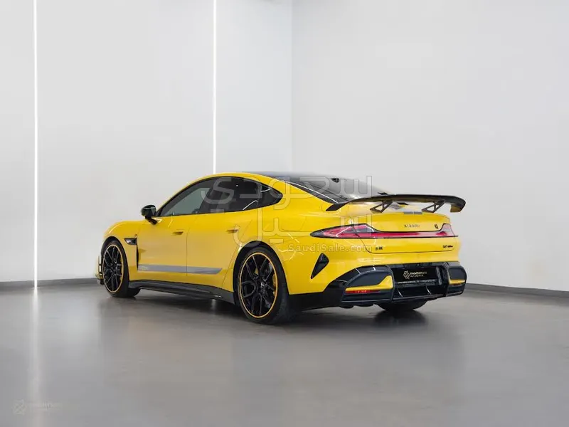 2025 شاومي اس يو 7 الترا