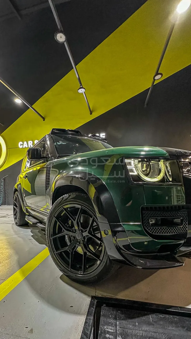 2021 لاند روفر ديفيندر 90