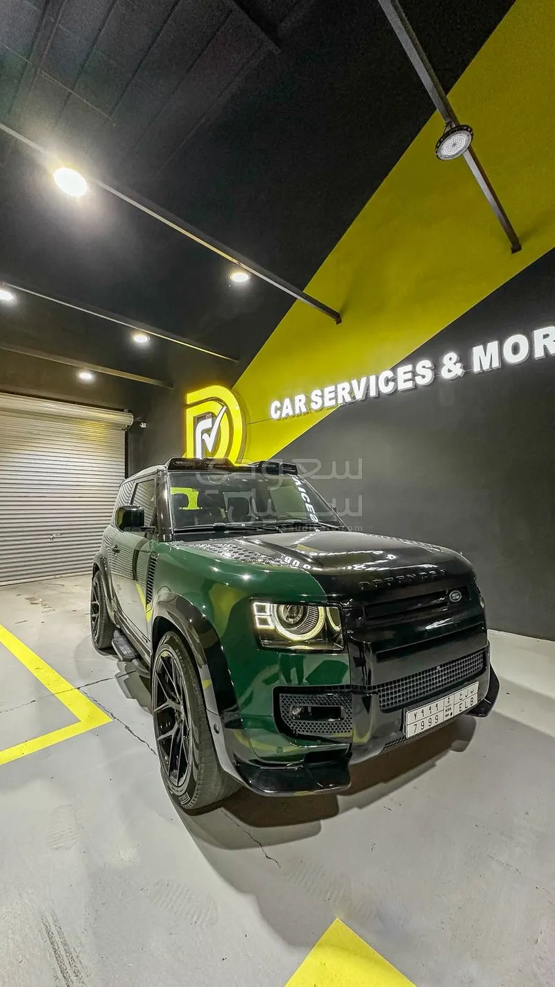 2021 لاند روفر ديفيندر 90