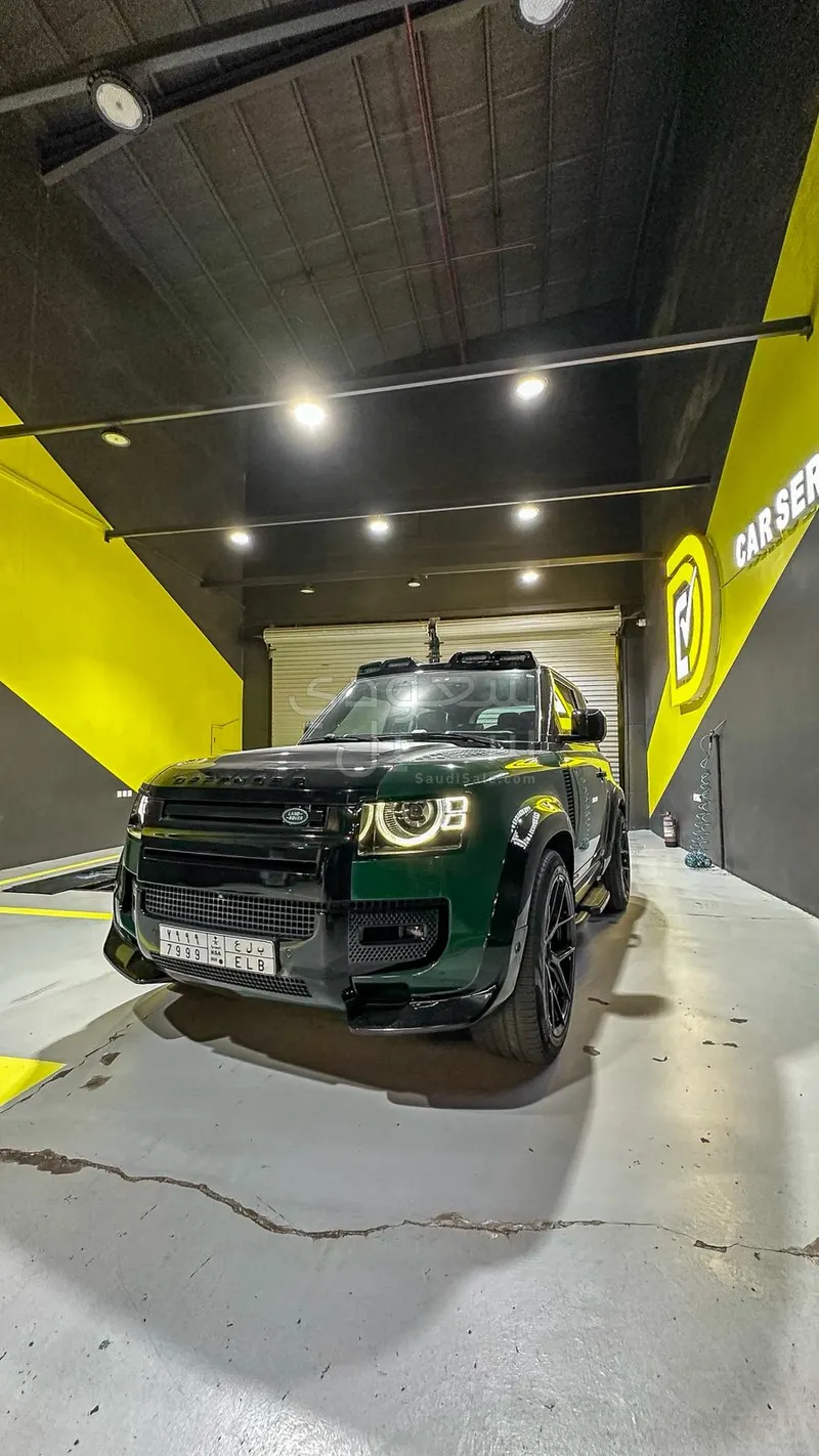 2021 لاند روفر ديفيندر 90