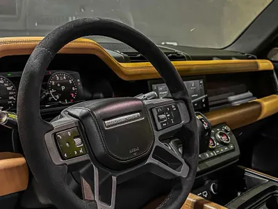 2021 لاند روفر ديفيندر 90