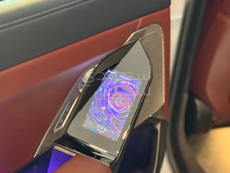 2024 بي ام دبليو الفئة السابعة 735أي