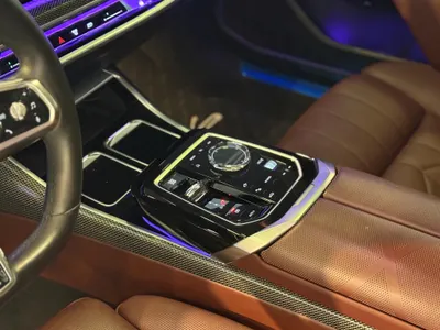 2024 بي ام دبليو الفئة السابعة 735أي