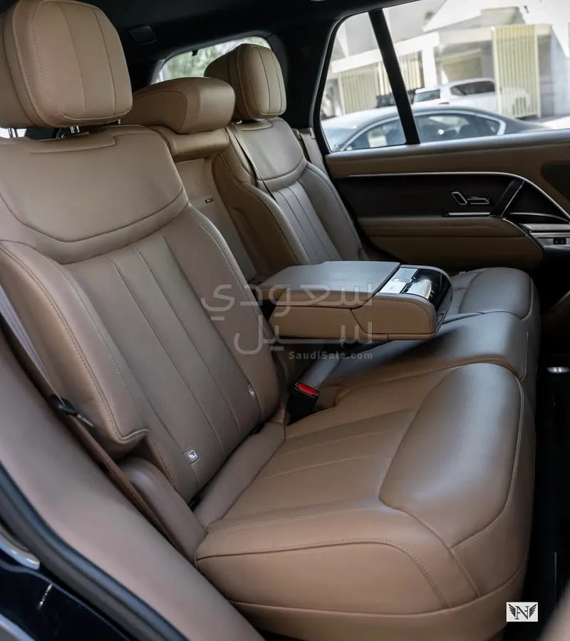 2023 لاند روفر رينج روفر فوج اتش اس اي