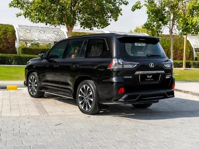 2021 لكزس إل إكس 570 بلاك اديشن
