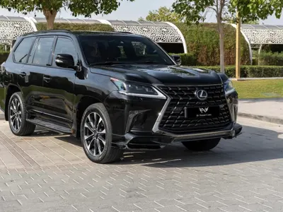 2021 لكزس إل إكس 570 بلاك اديشن