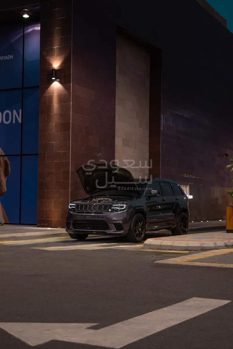 2018 جييب جراند شيروكي تراك هوك