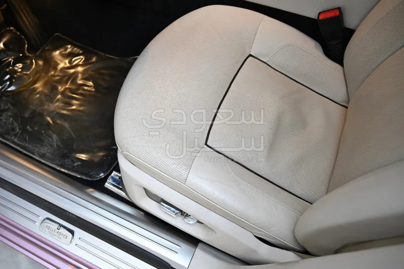 2014 رولز رويس قوست بلاك بادج