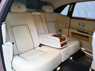 2014 رولز رويس قوست بلاك بادج