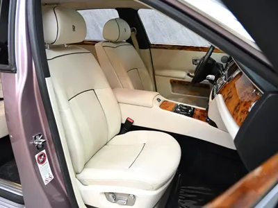 2014 رولز رويس قوست بلاك بادج