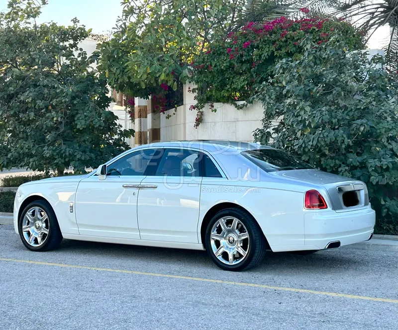 2014 رولز رويس قوست