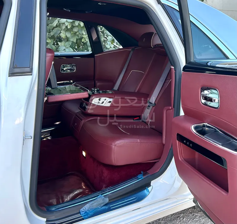 2014 رولز رويس قوست