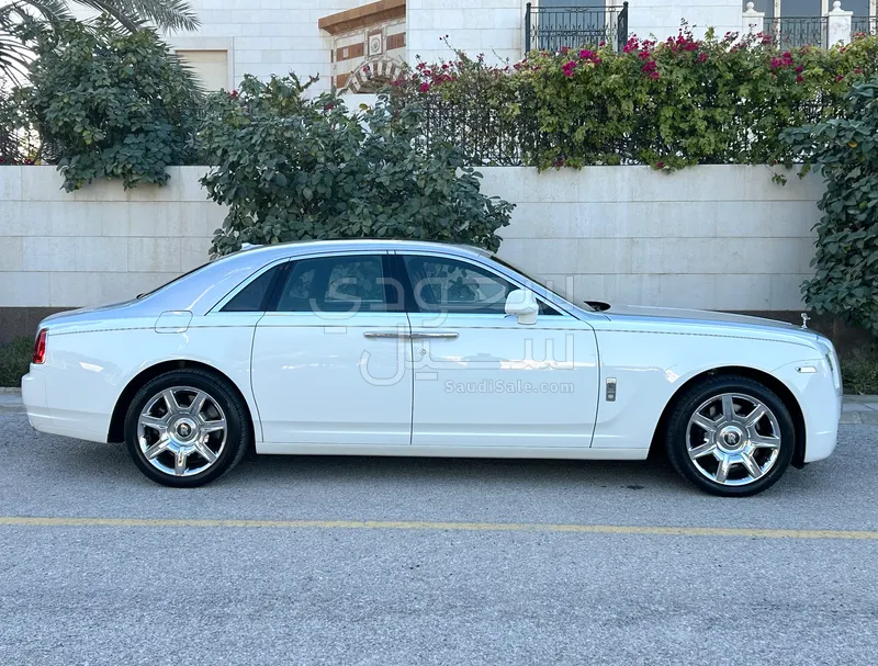 2014 رولز رويس قوست