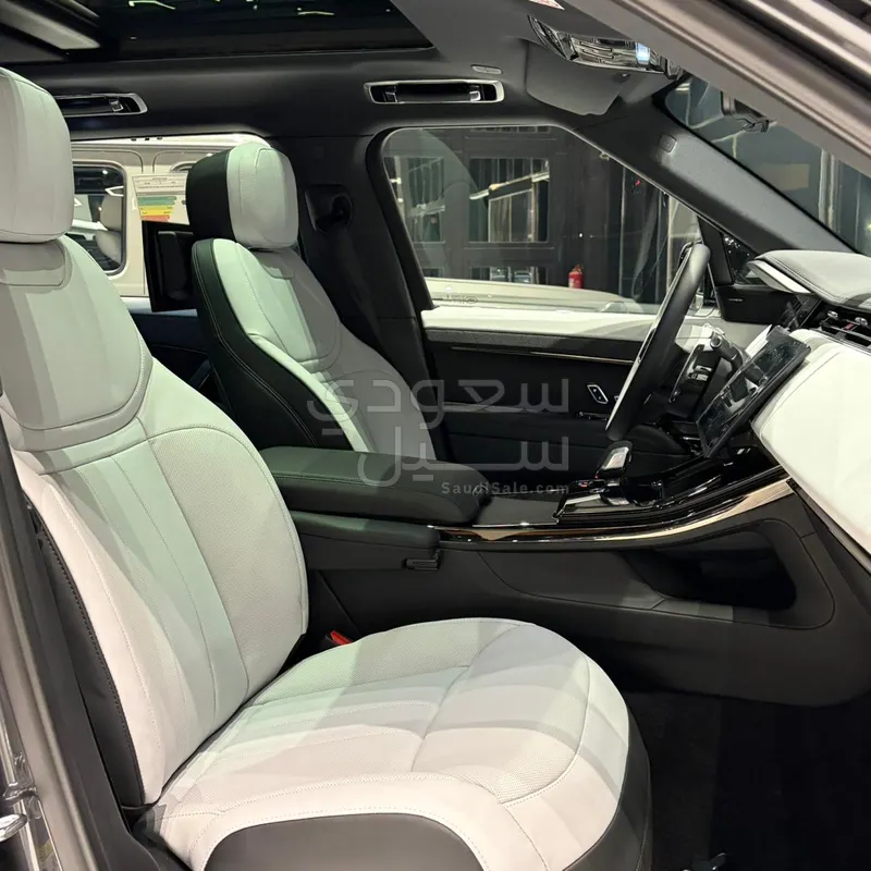 2026 لاند روفر رينج روفر سبورت اس اي