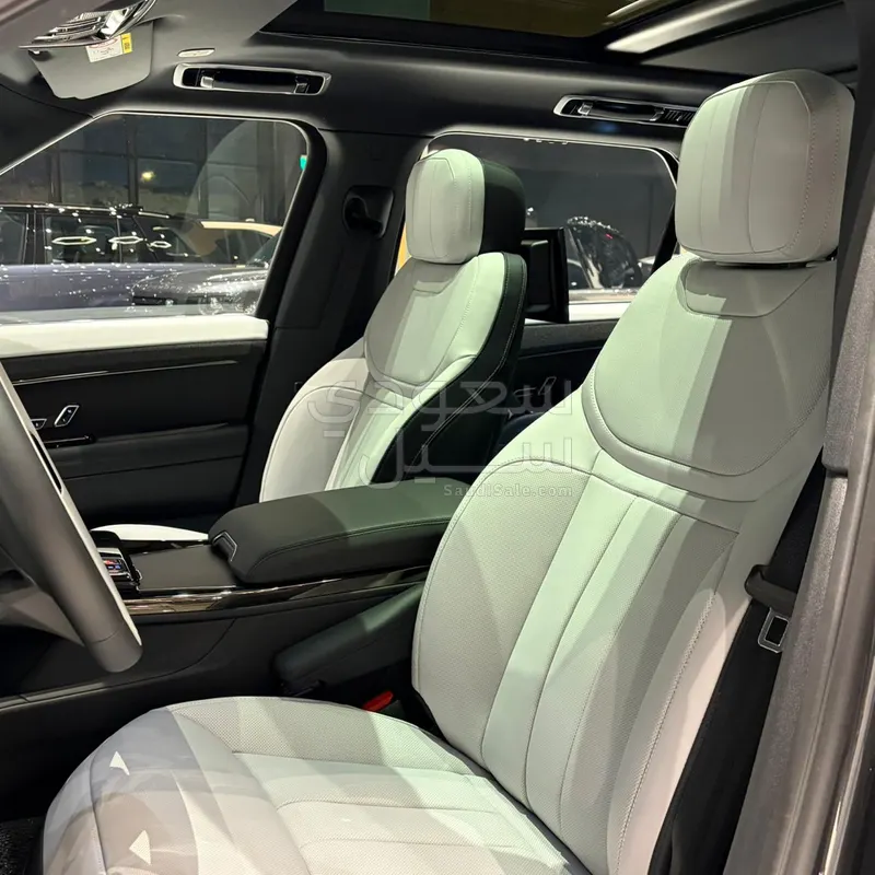 2026 لاند روفر رينج روفر سبورت اس اي