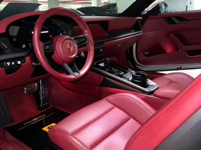 2025 بورش 911 كاريرا