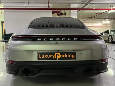 2025 بورش 911 كاريرا