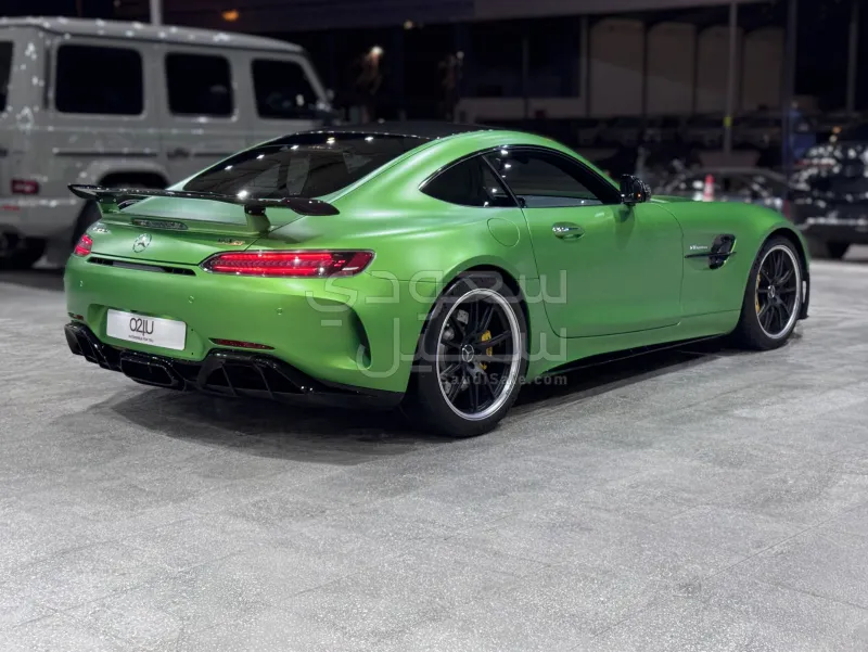 2020 مرسيدس - بنز جي تي أر أي إم جي