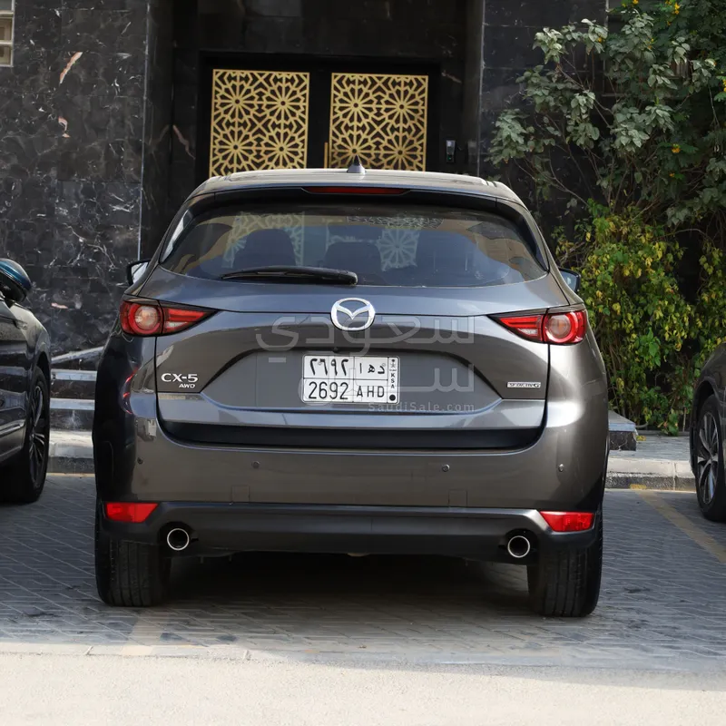 2021 مازدا سي اكس 5 سقنتشر