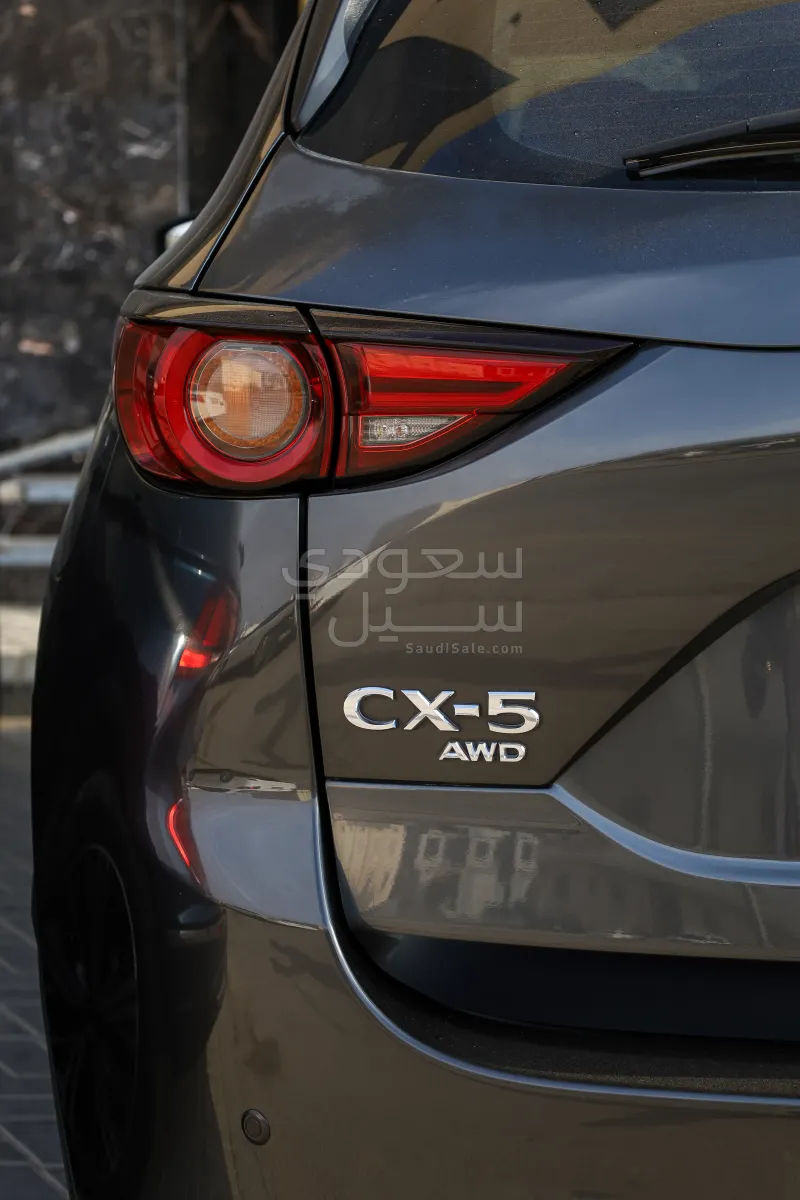 2021 مازدا سي اكس 5 سقنتشر