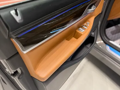 2021 بي ام دبليو الفئة السابعة 730 إل أي