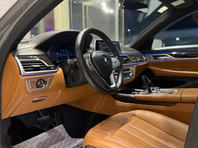 2021 بي ام دبليو الفئة السابعة 730 إل أي