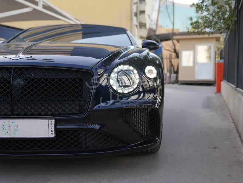 2022 بنتلي كونتيننتل جي تي