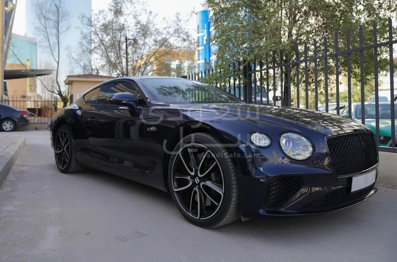 2022 بنتلي كونتيننتل جي تي
