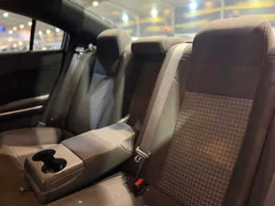 2020 دودج تشارجر جي تي