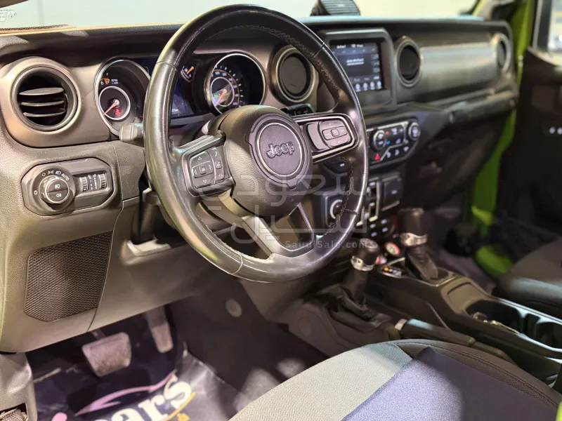 2020 جييب رانجلر سبورت