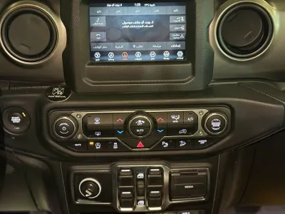 2020 جييب رانجلر سبورت