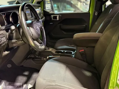 2020 جييب رانجلر سبورت