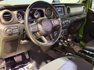 2020 جييب رانجلر سبورت