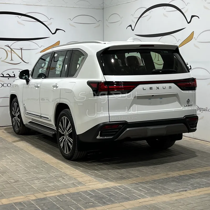 2026 لكزس إل إكس 600