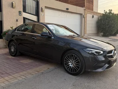 2025 مرسيدس - بنز سي 200