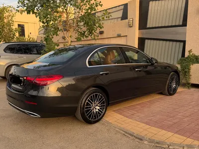 2025 مرسيدس - بنز سي 200