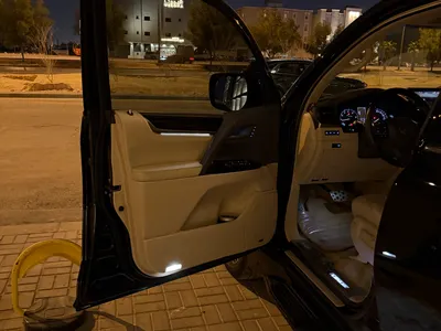 2020 لكزس إل إكس 570 اس