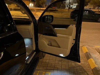 2020 لكزس إل إكس 570 اس