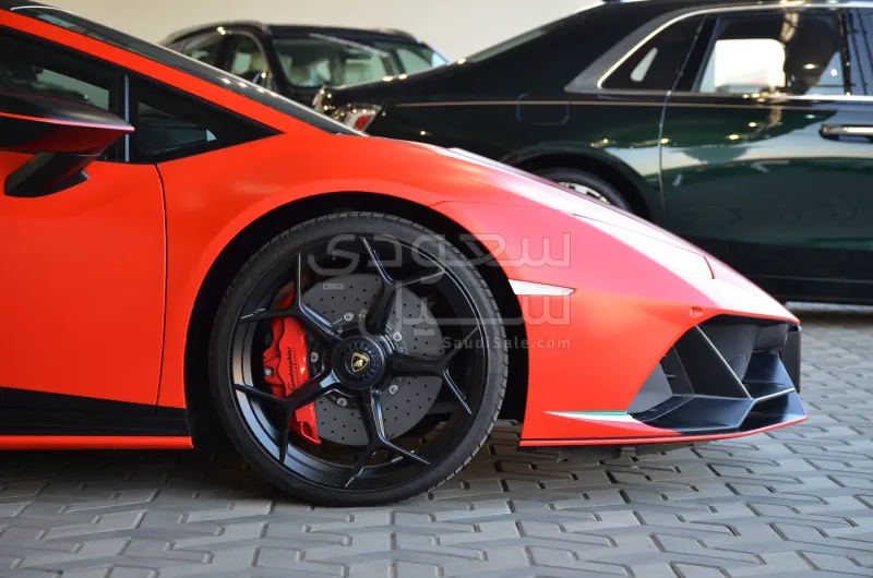 2021 لمبرجيني هوراكان ايفو