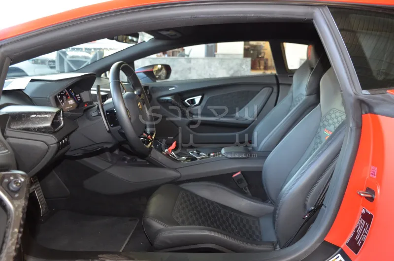 2021 لمبرجيني هوراكان ايفو