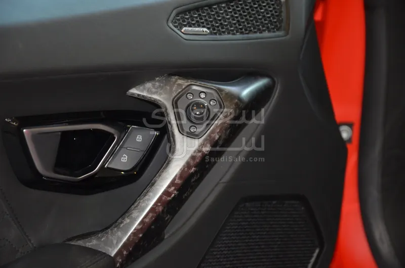 2021 لمبرجيني هوراكان ايفو