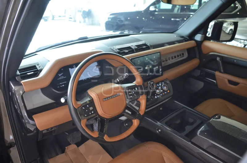 2023 لاند روفر ديفيندر 130 اكس