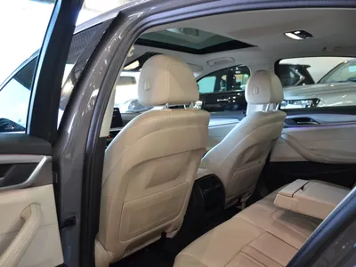 2022 بي ام دبليو الفئة الخامسة 520 أي